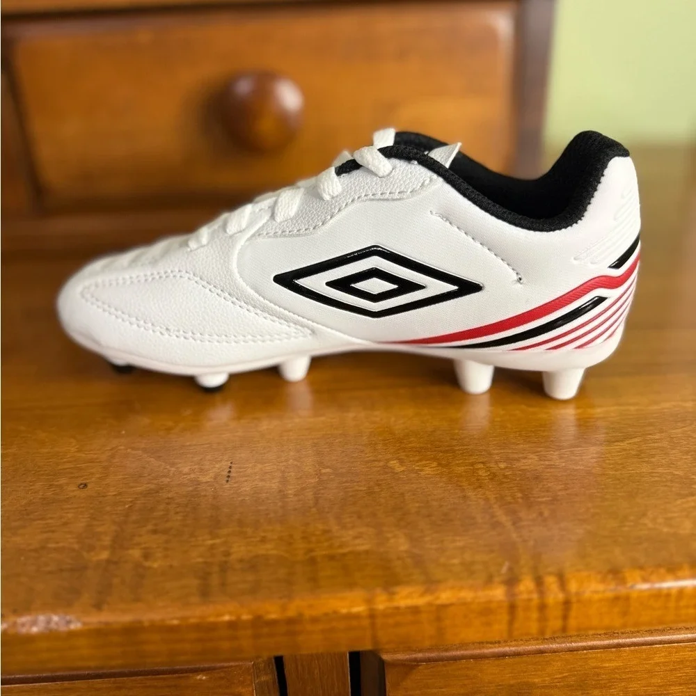 NEW Umbro Classico youth kids soccer cleats size 12 C boy girl unisex athletic